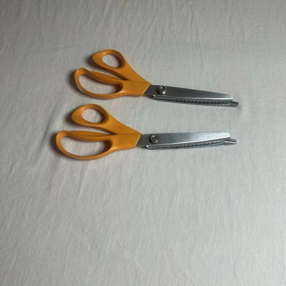 Fiskars Pinking Shears Scissors Orange Zig Zag Cut Crafts Fabrics USA‎ 10
